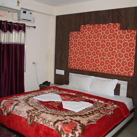 Hotel Sun Plaza-Near Konark Sun Temple- Couple Friendly-Best Choice Of Travellers Экстерьер фото