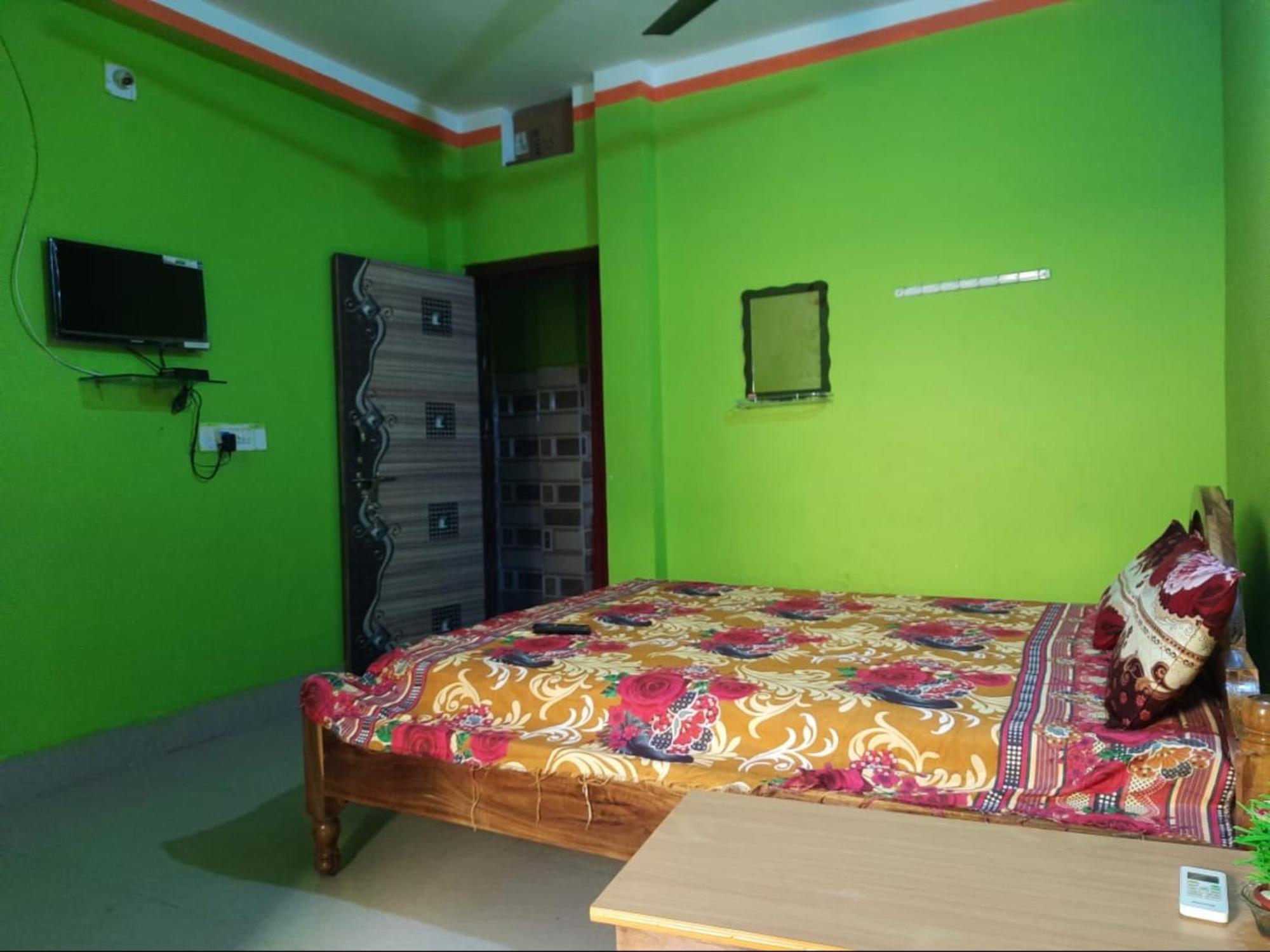 Hotel Sun Plaza-Near Konark Sun Temple- Couple Friendly-Best Choice Of Travellers Экстерьер фото