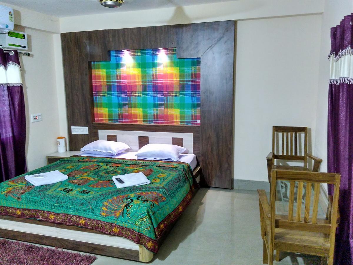 Hotel Sun Plaza-Near Konark Sun Temple- Couple Friendly-Best Choice Of Travellers Номер фото